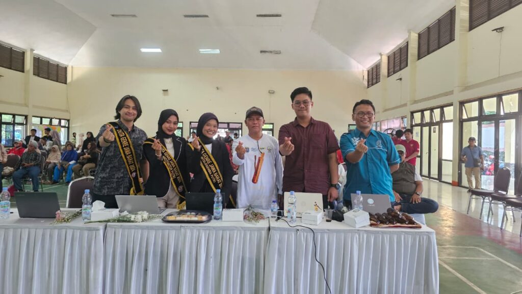 ADUJAK GenRe